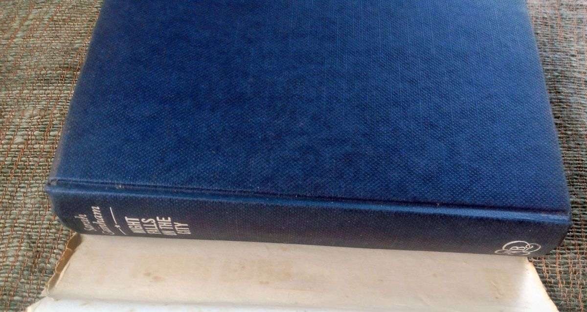 Night Falls on the City by Sarah Gainham