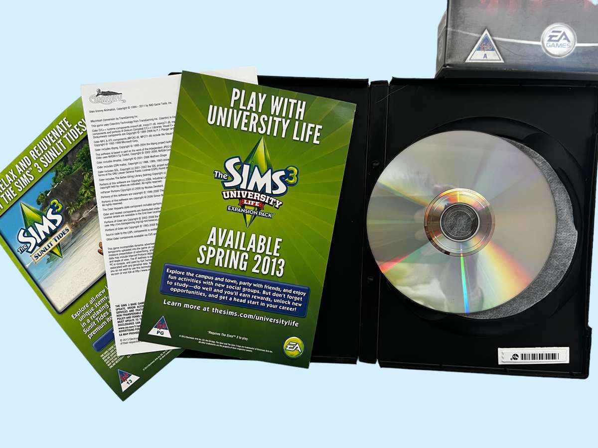 Five The Sims expansion packs (PC game), including Hot Date and Unleashed