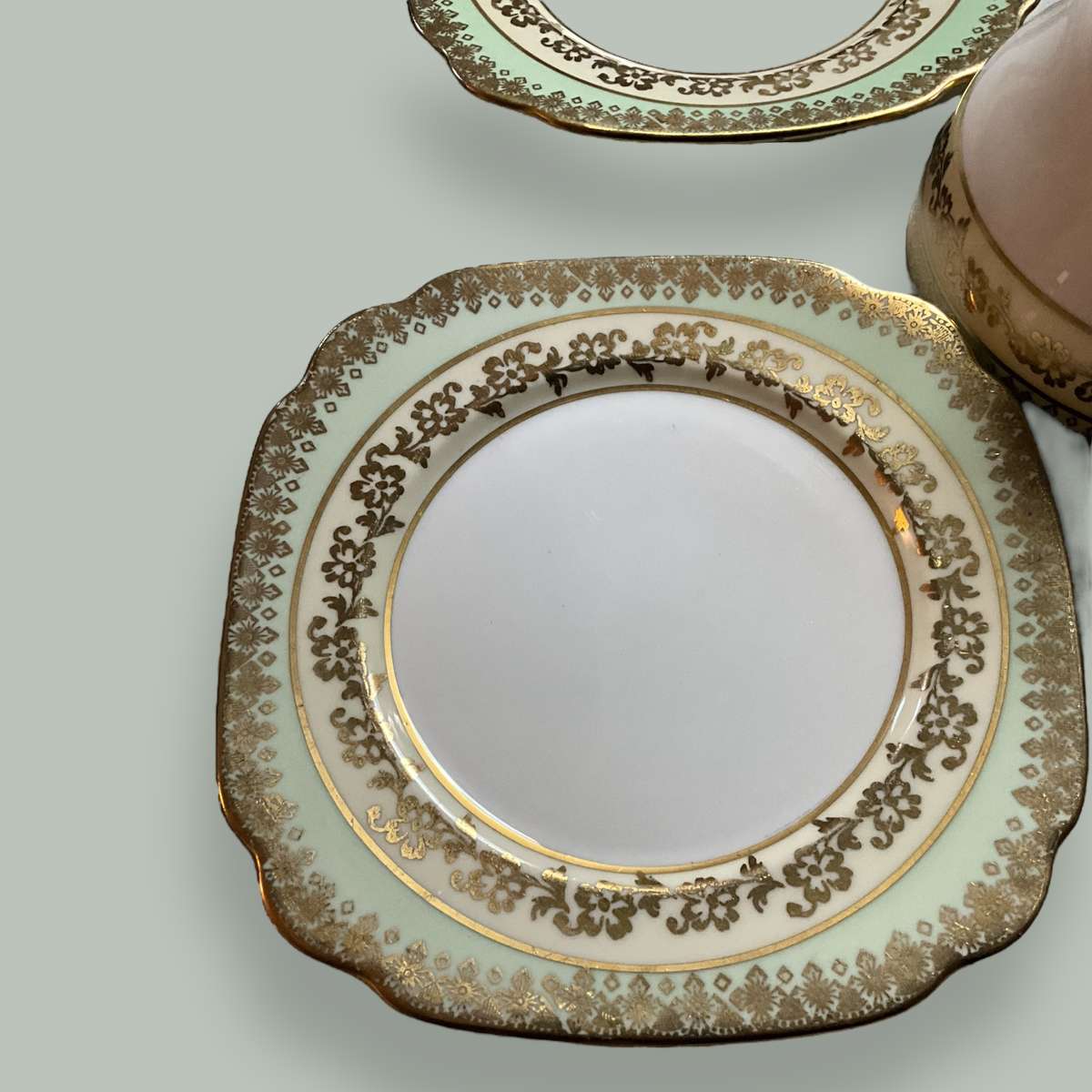 Set of four pretty Windsor Bone China gilded side plates and a sugar bowl (please read)