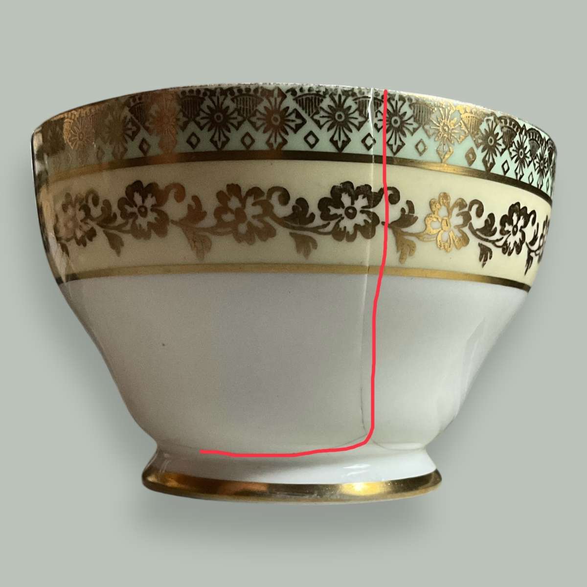 Set of four pretty Windsor Bone China gilded side plates and a sugar bowl (please read)