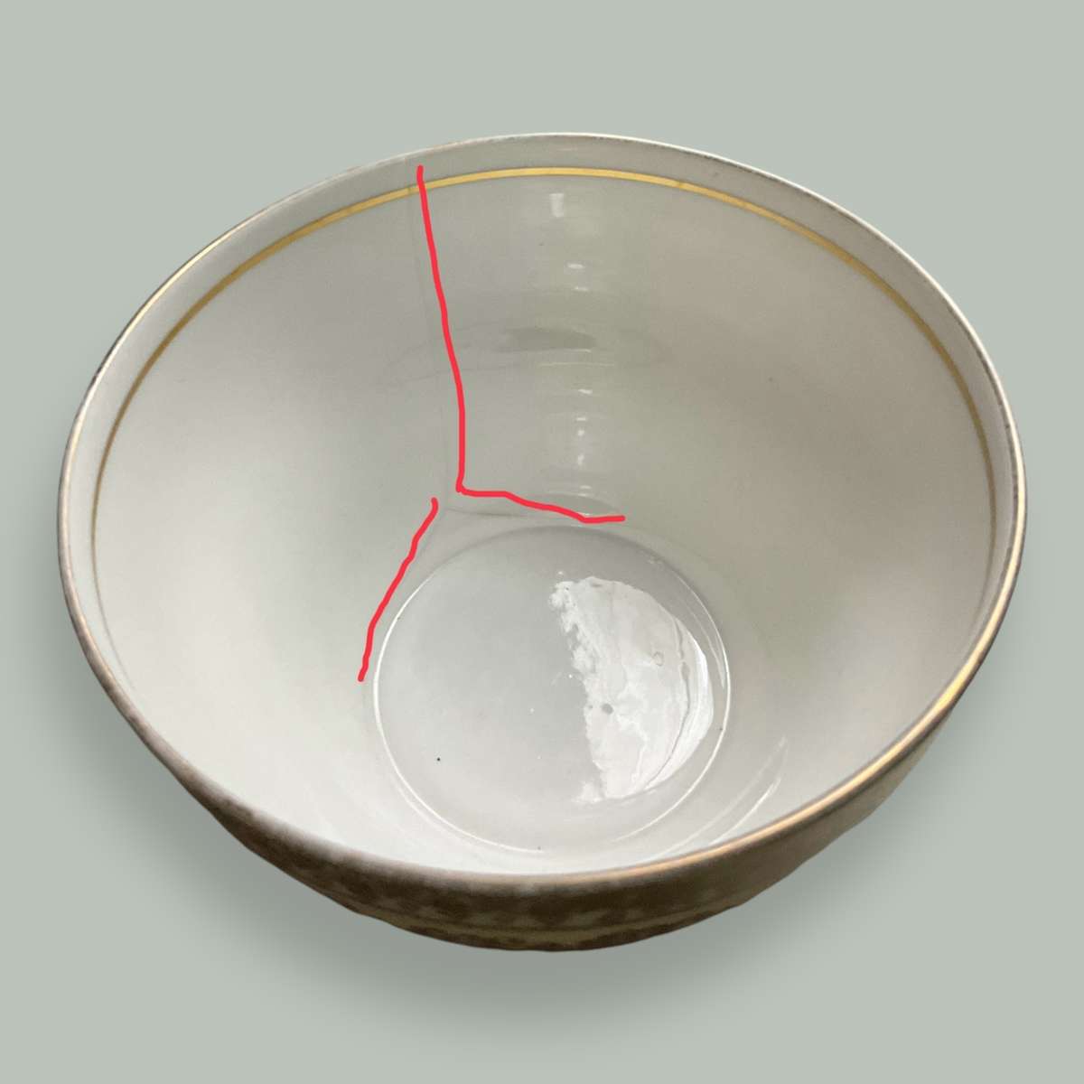 Set of four pretty Windsor Bone China gilded side plates and a sugar bowl (please read)