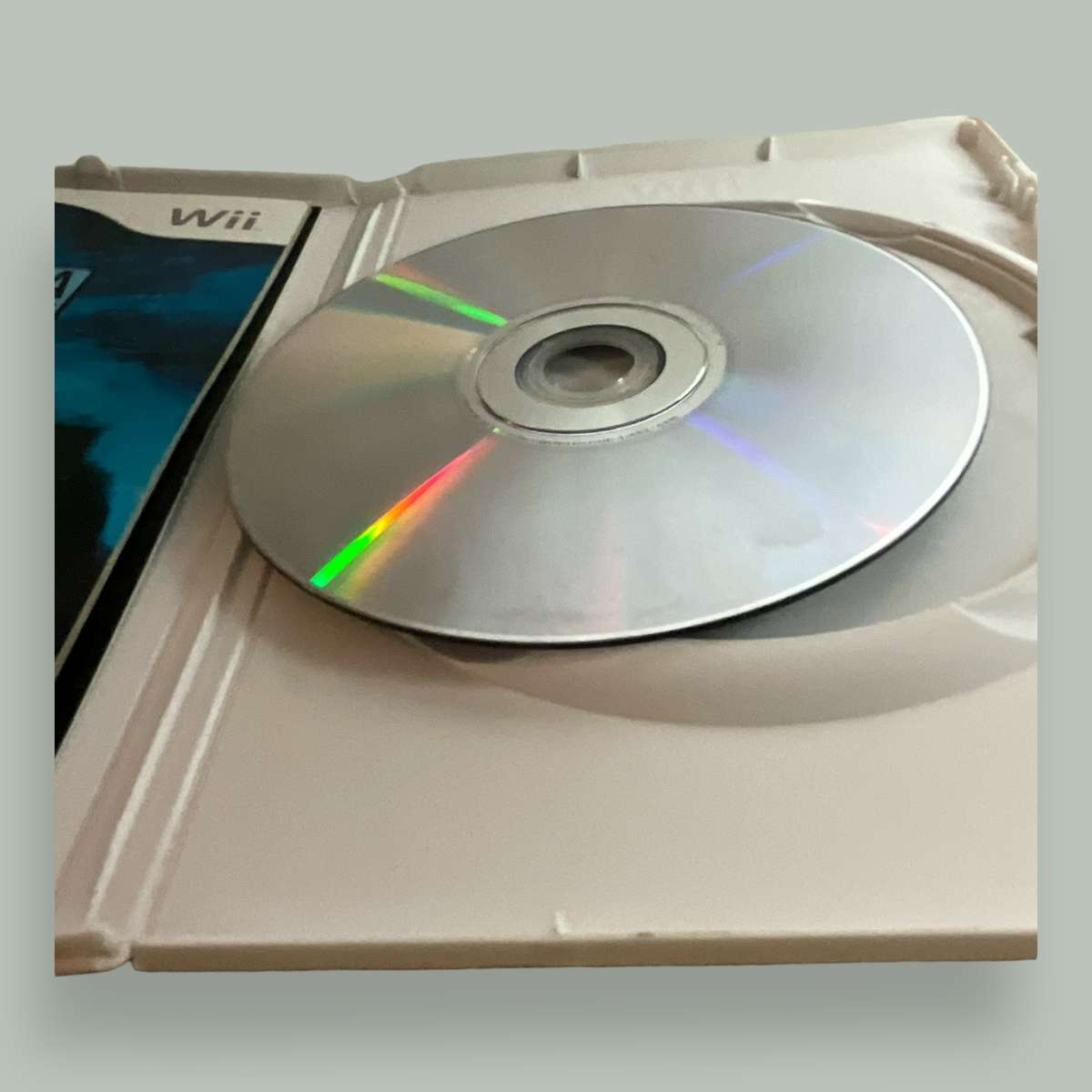 3 x Wii Games - Titanic, an Agatha Christie mystery, and Ultimate Alliance