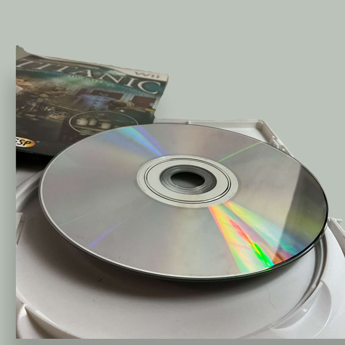 3 x Wii Games - Titanic, an Agatha Christie mystery, and Ultimate Alliance