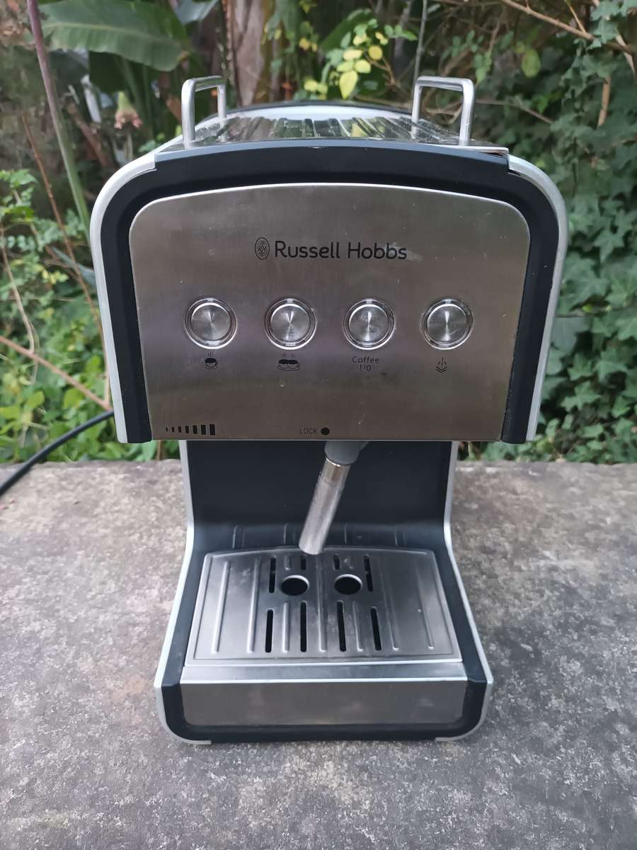 Russell Hobbs Nero Espresso Coffee Maker RH1916