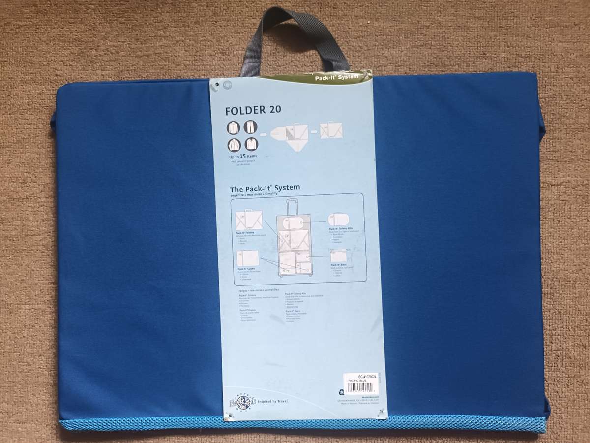 Eagle Creek Pack-It Garment Clothes Folder System Large 20" Original Blue