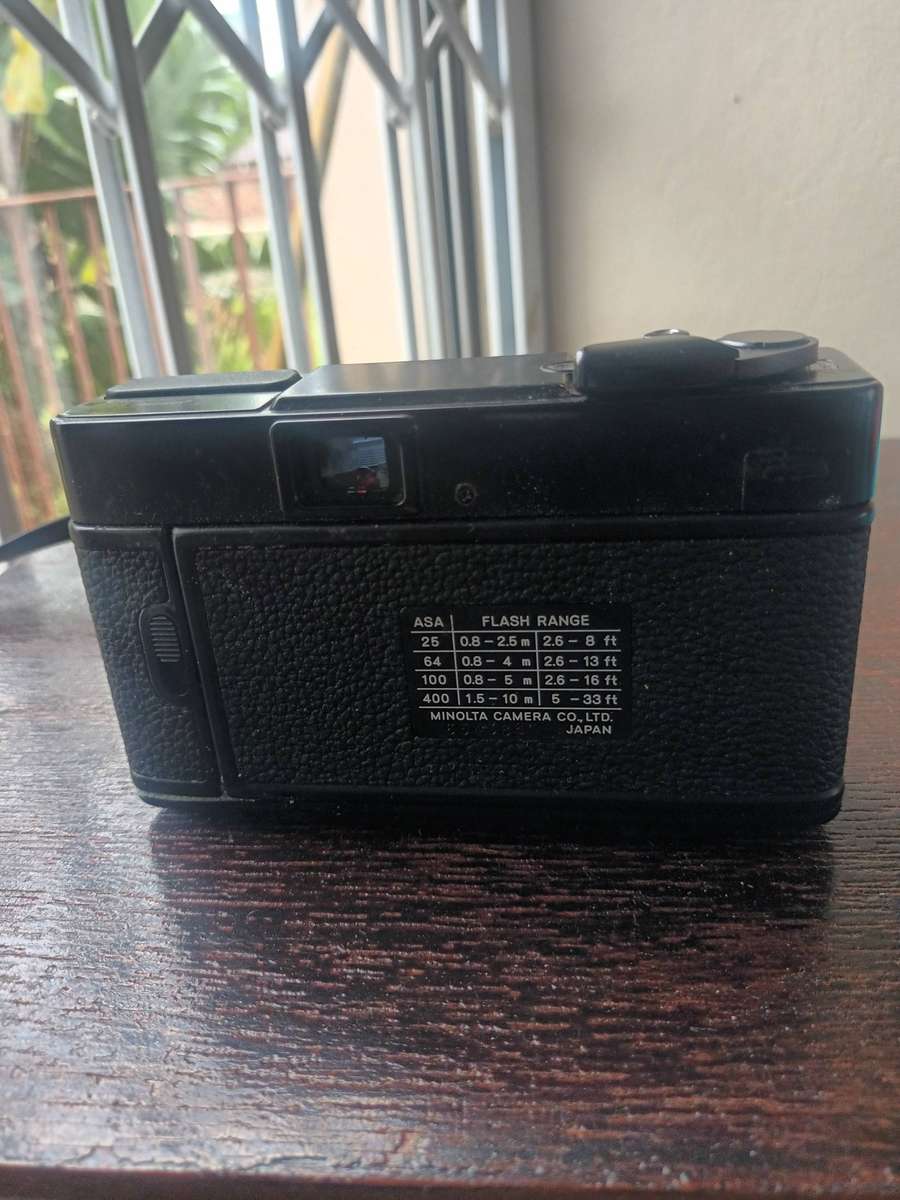 Minolta Hi-Matic S 38mm f/2.7 Point & Shoot 35mm Film Camera Made In JAPAN