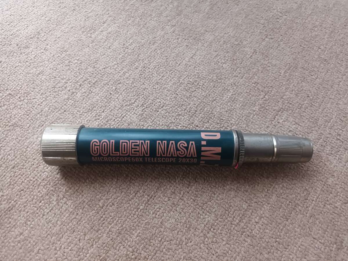 VINTAGE RARE GOLDEN NASA DMZ MICROSCOPE 50X TELESCOPE 20X30 IN PLASTIC MATERIAL