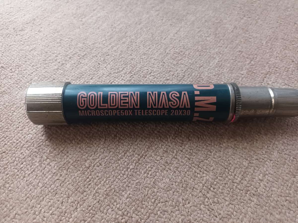 VINTAGE RARE GOLDEN NASA DMZ MICROSCOPE 50X TELESCOPE 20X30 IN PLASTIC MATERIAL