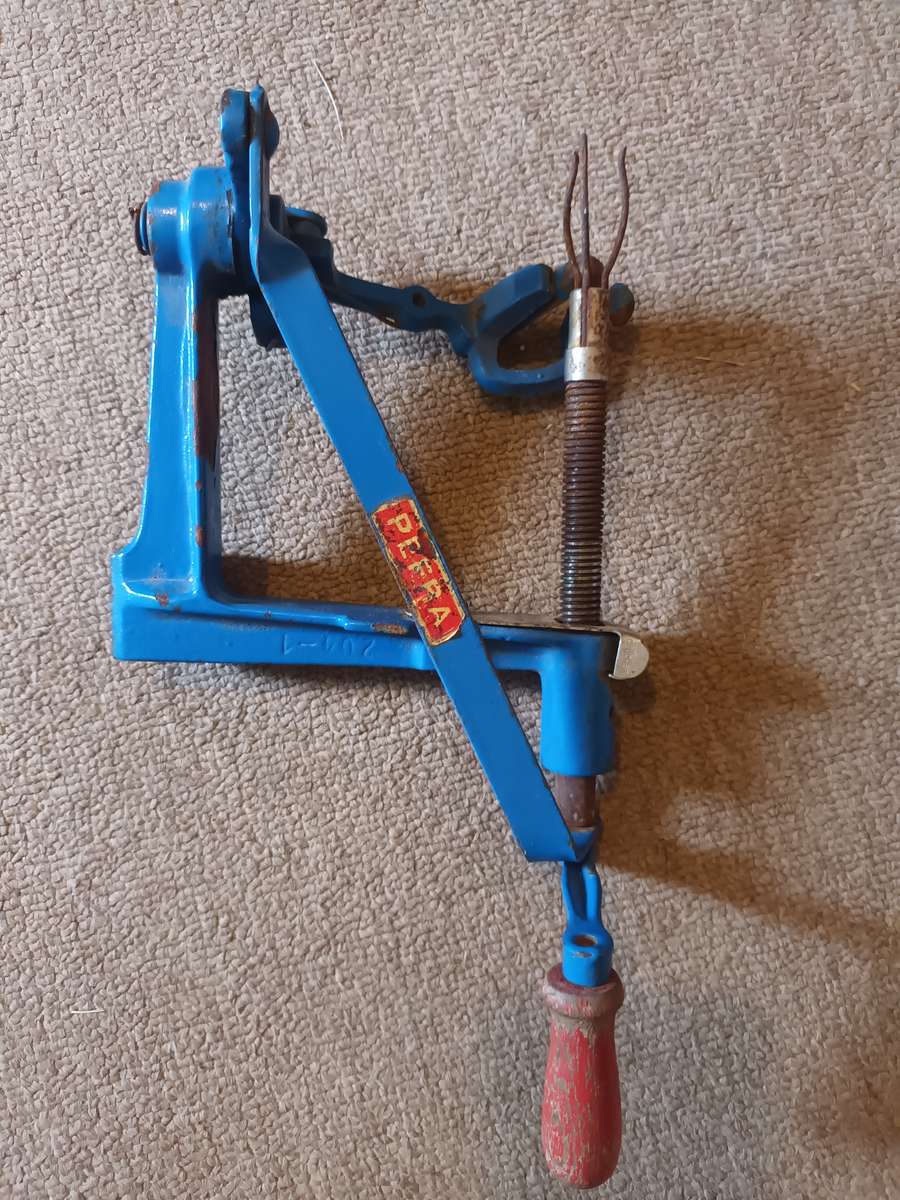 VINTAGE Pefra Triumpf Apple Peeler And Corer