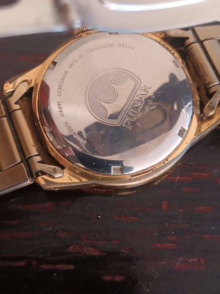 VINTAGE Pulsar Mens VJ33-X004 Classic Day Date Gold Tone Quartz Analog Watch