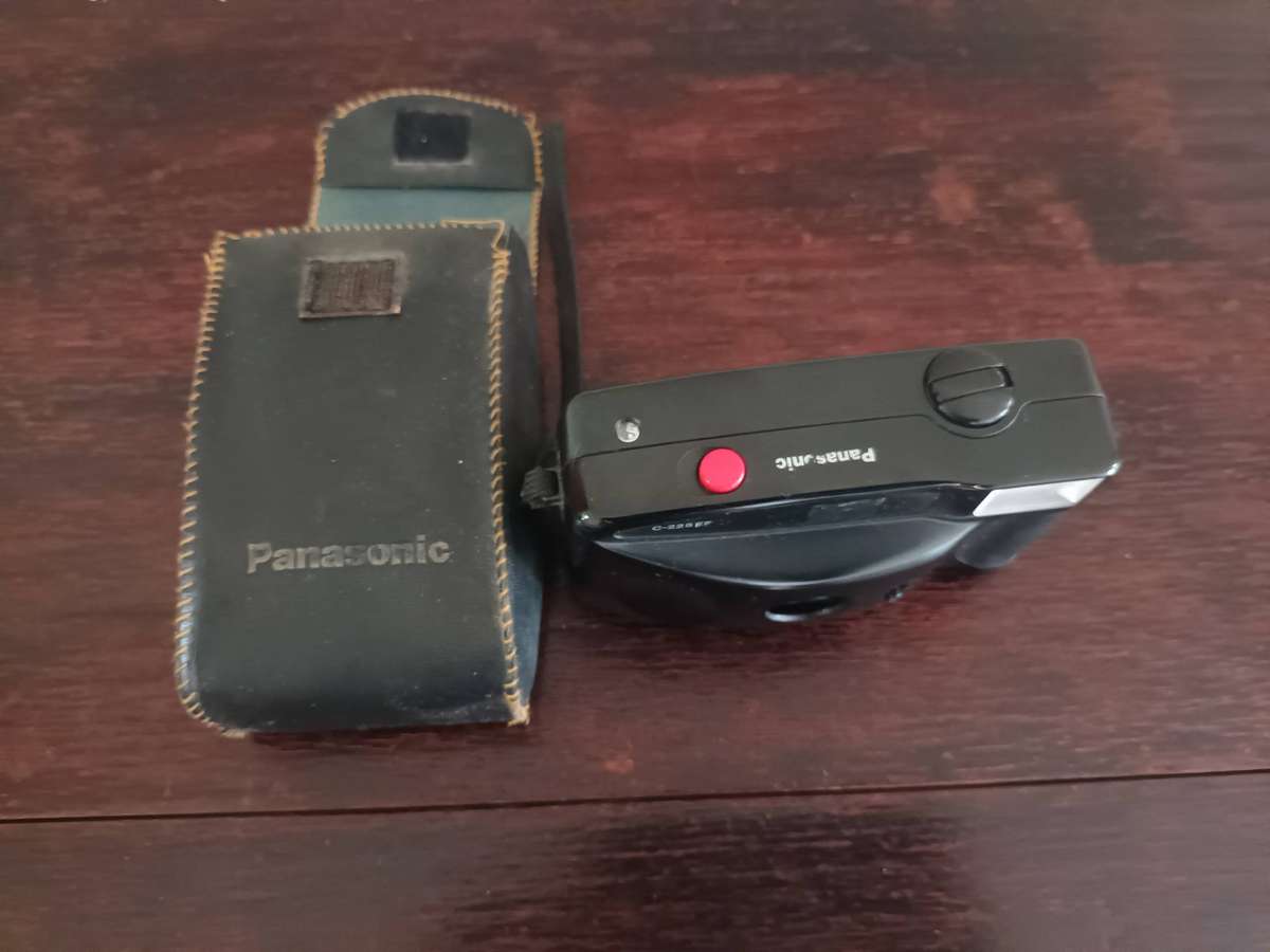 Panasonic C-225EF Compact 35mm Point-And-Shoot Film Camera