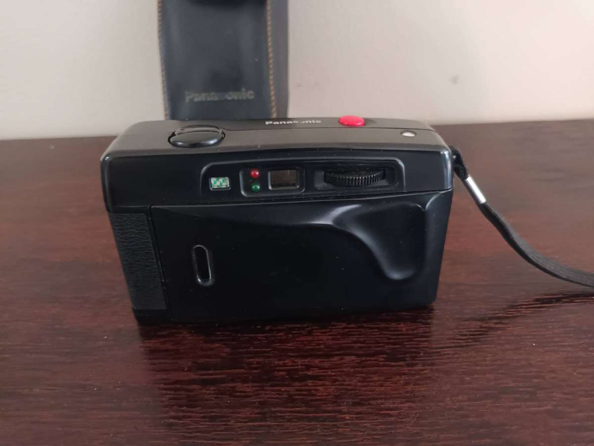 Panasonic C-225EF Compact 35mm Point-And-Shoot Film Camera