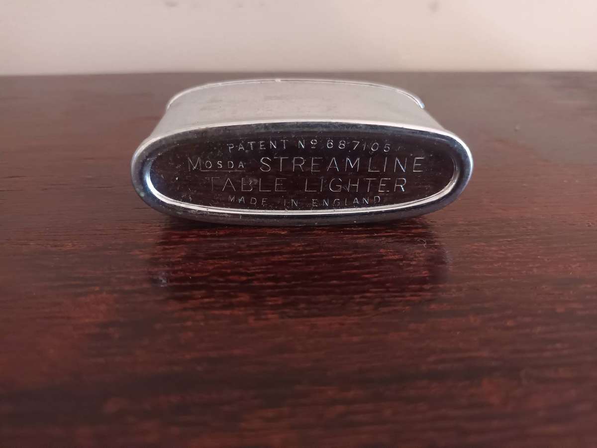 Mosda Streamline Table Lighter