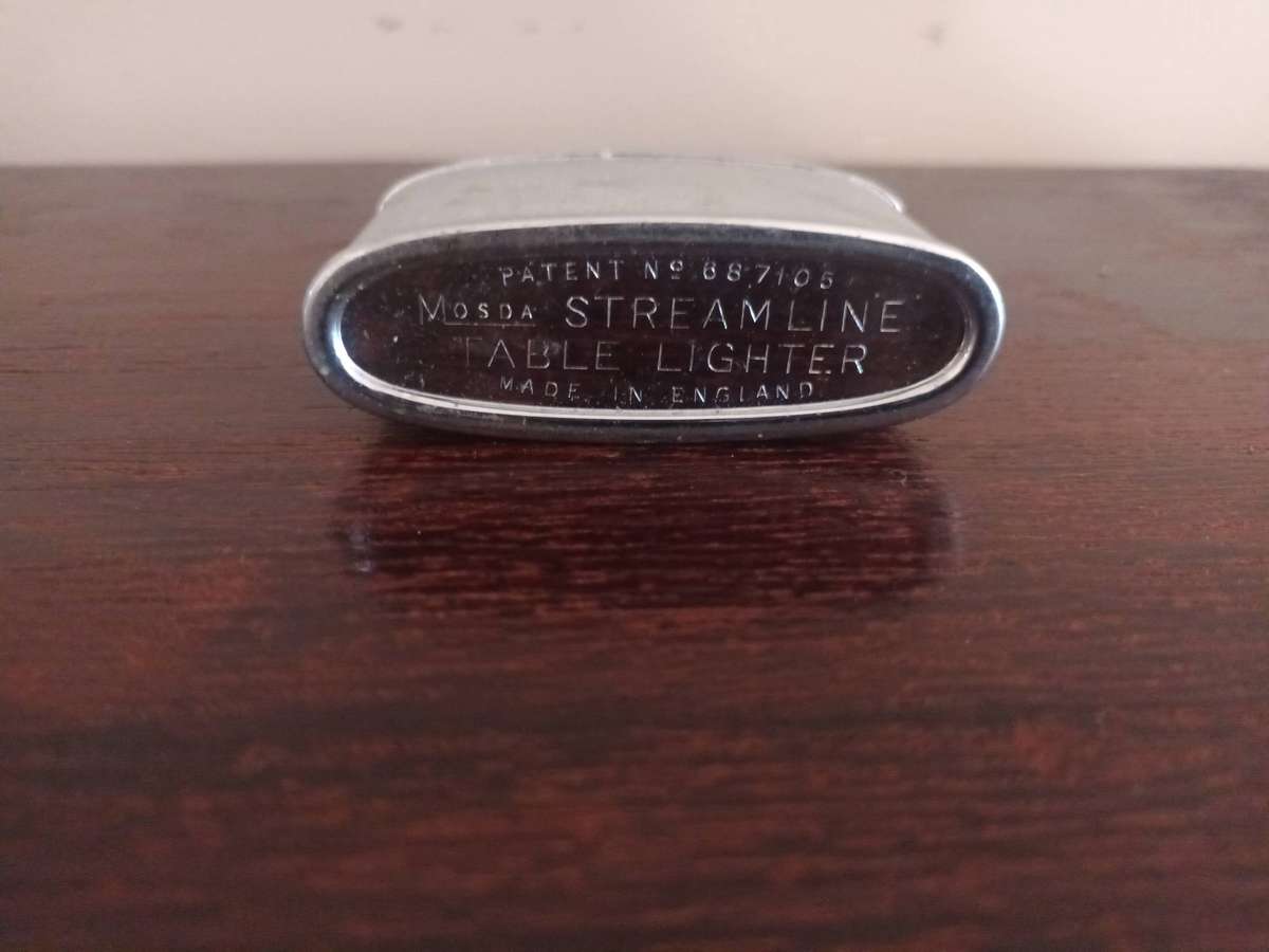 Mosda Streamline Table Lighter