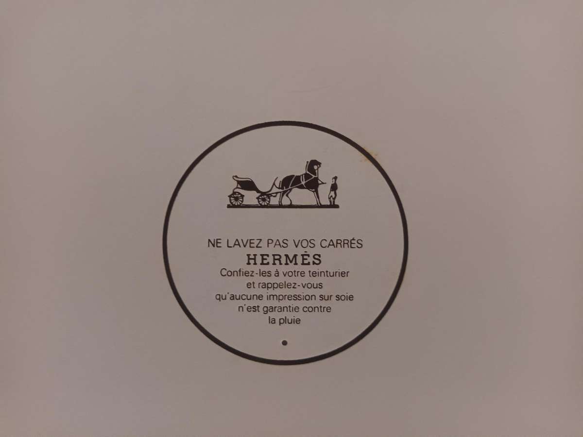 VINTAGE HERMÈS 100% Silk Scarf Roseraie Design By Christiane Vauzelles With Box