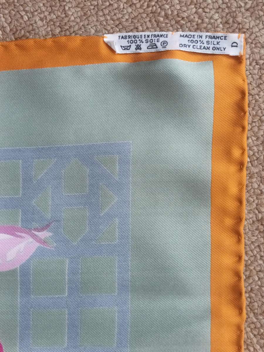 VINTAGE HERMÈS 100% Silk Scarf Roseraie Design By Christiane Vauzelles With Box