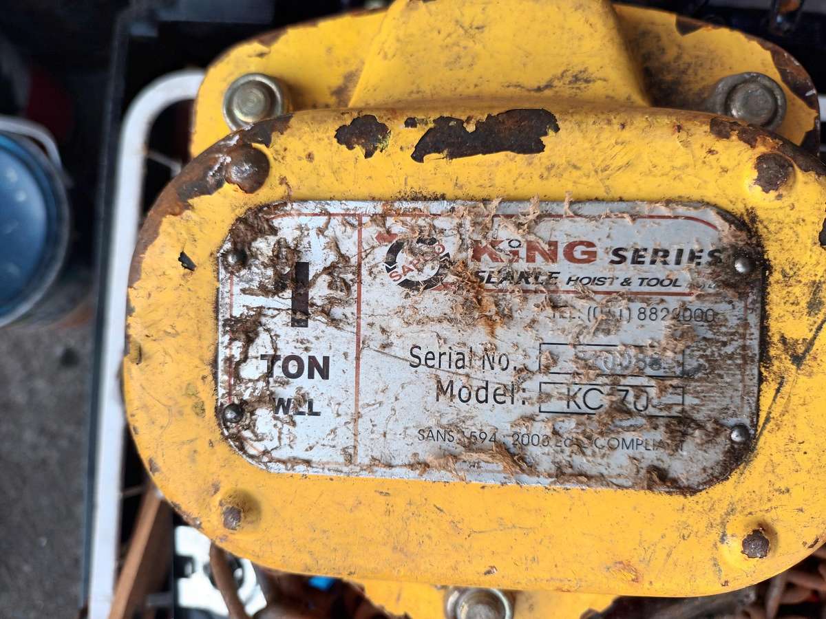 1 Ton King Series Chain Hoist By Searle Hoist & Tool