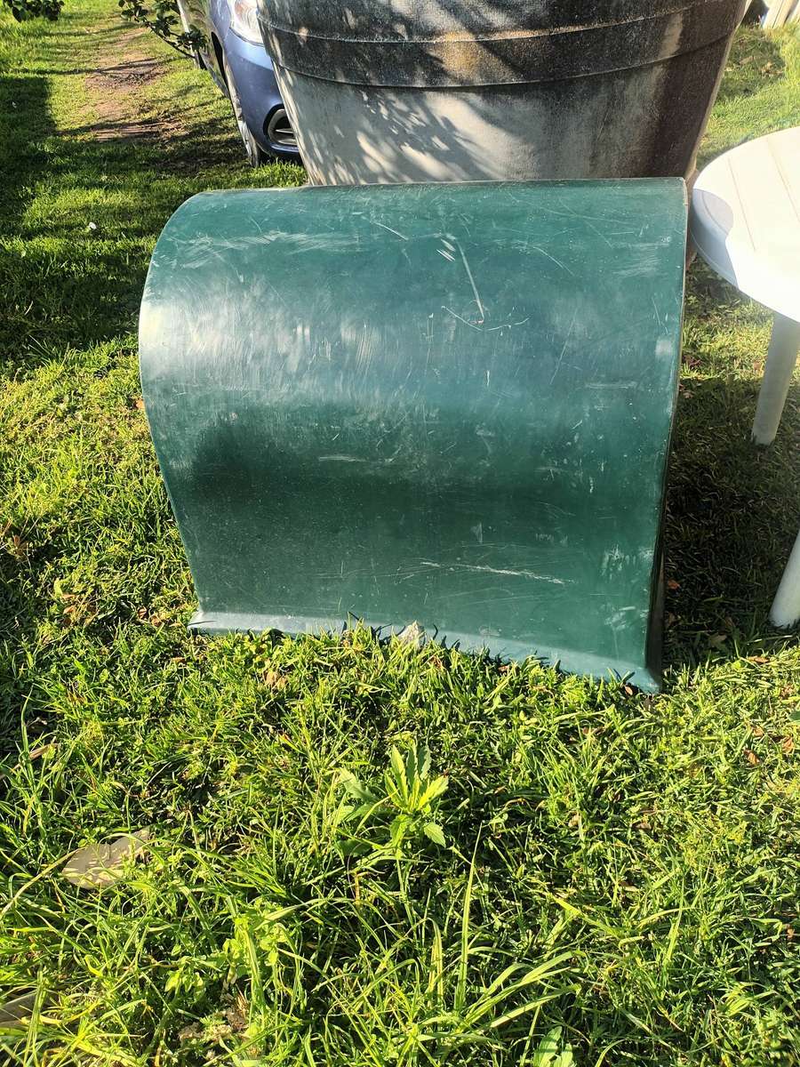 Large Igloo Plastic Dog Kennel