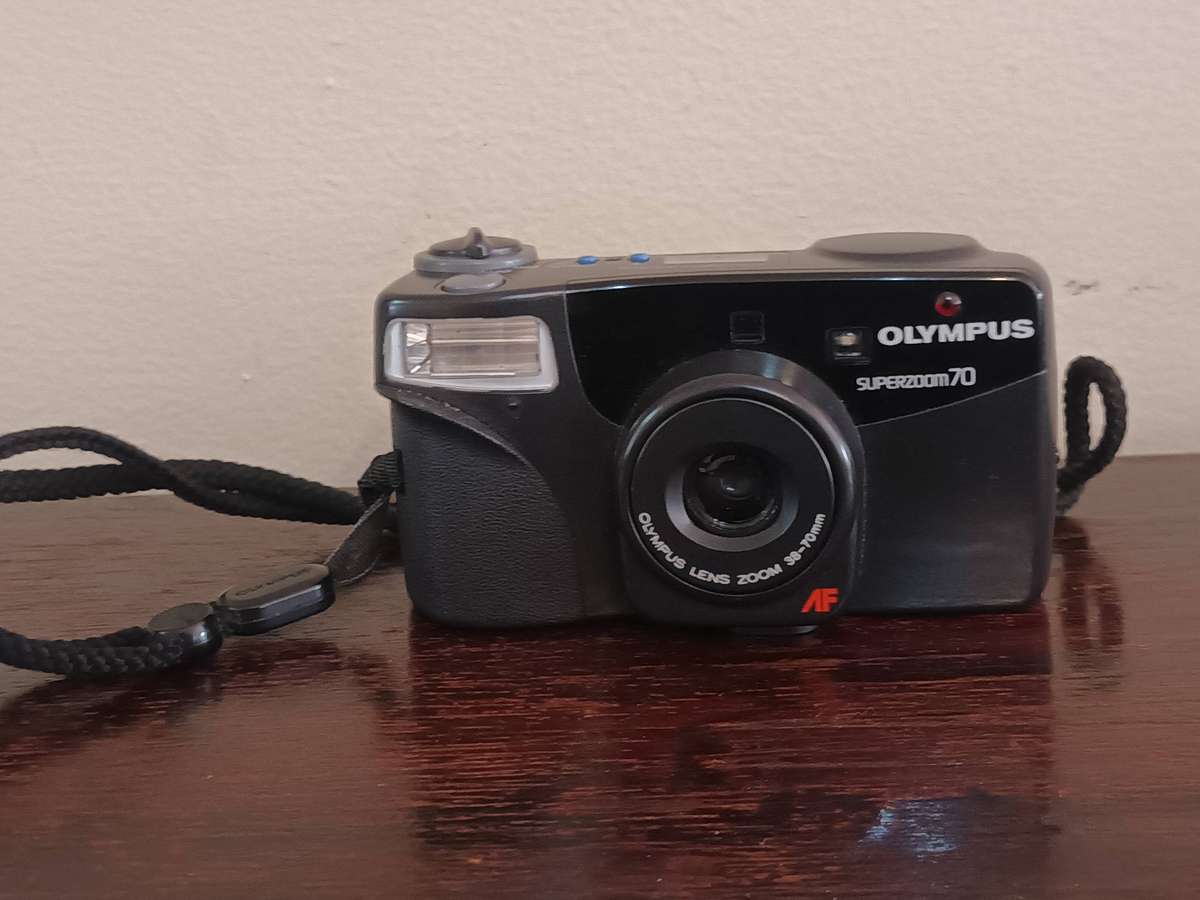 Olympus Superzoom 70 Point And Shoot Film Camera 35mm