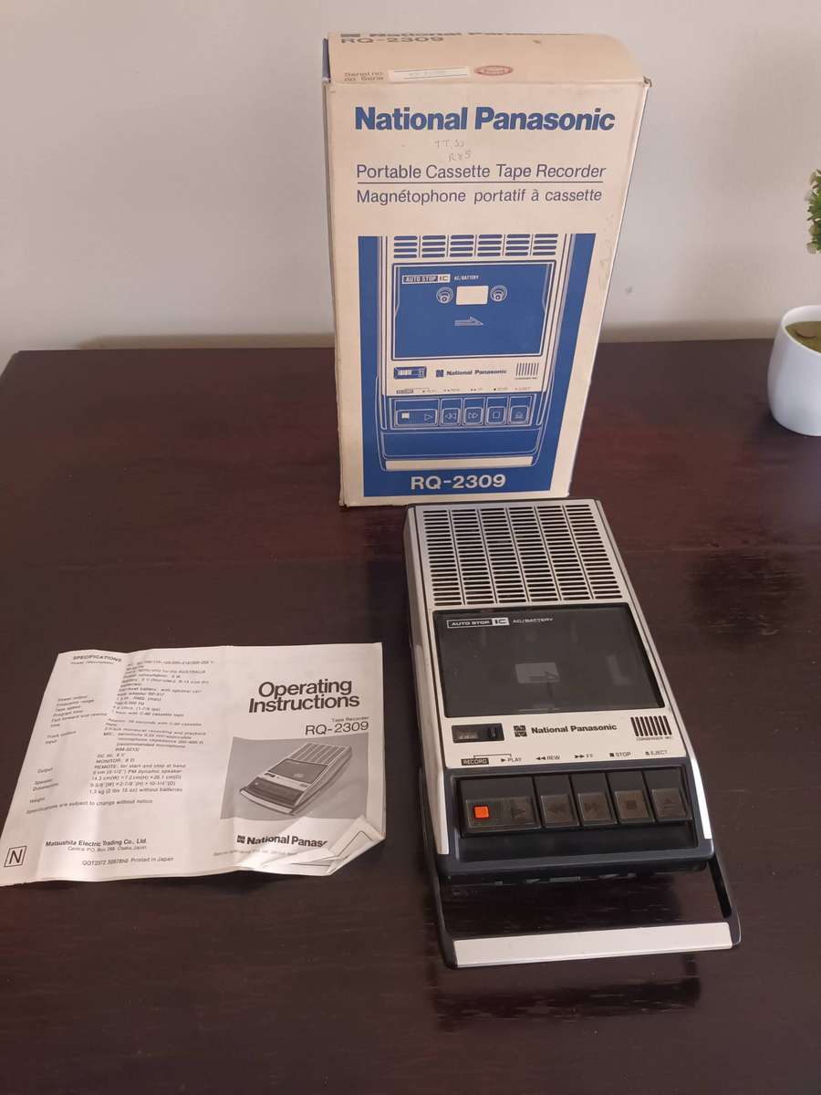 VINTAGE Panasonic RQ-2309 Portable Cassette Tape Player Recorder