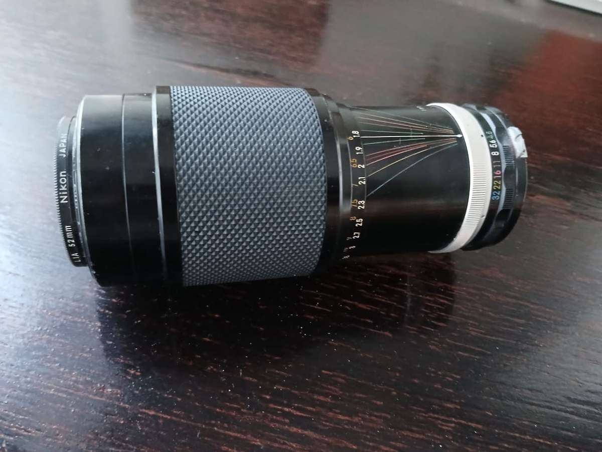 Zoom-NIKKOR·C Auto 1:4.5 f80-200mm