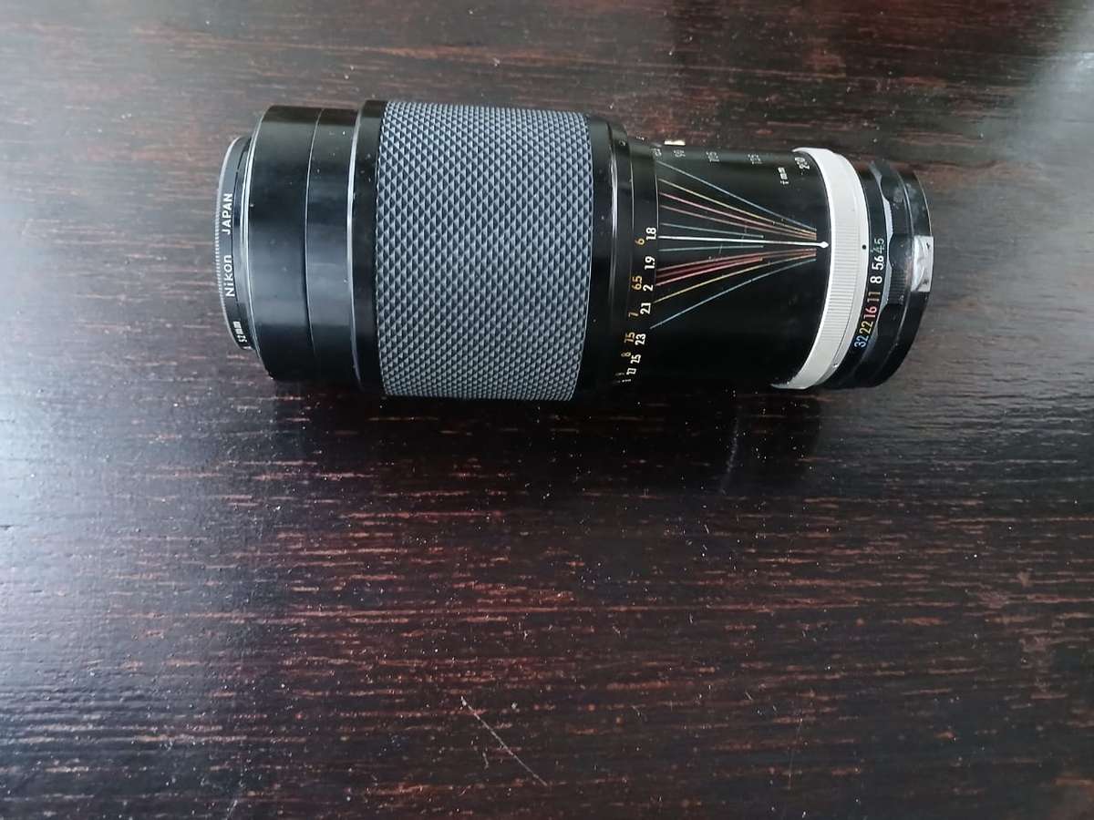 Zoom-NIKKOR·C Auto 1:4.5 f80-200mm