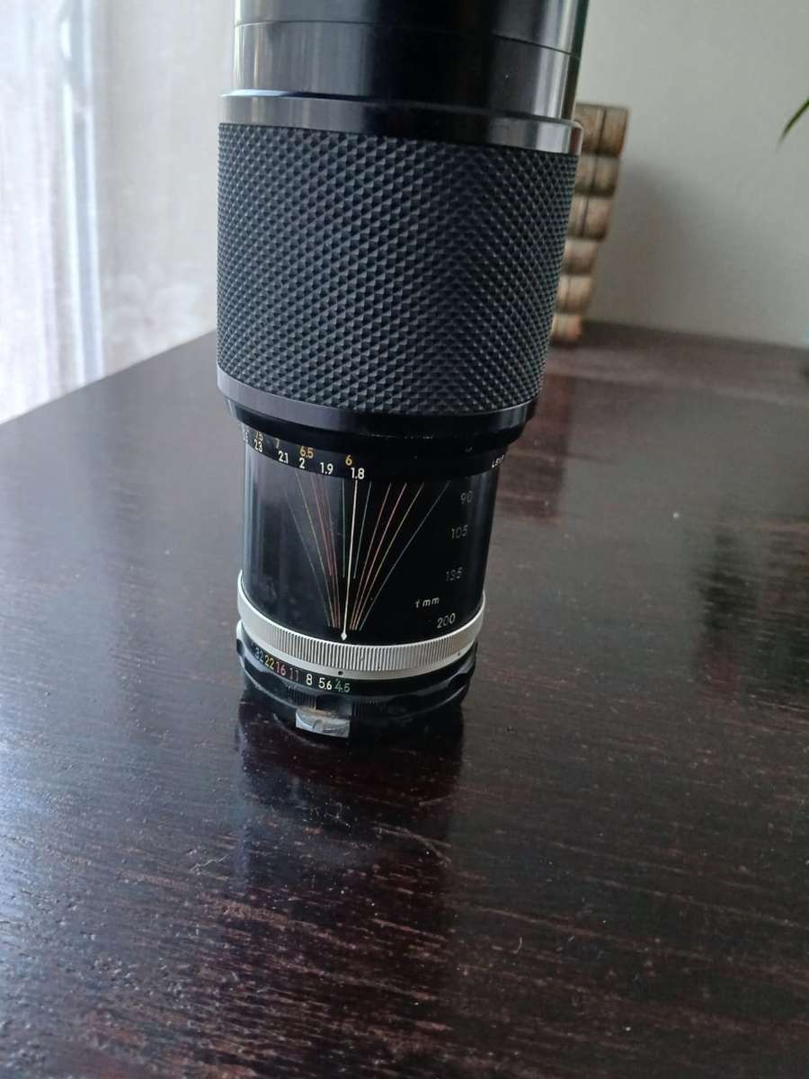 Zoom-NIKKOR·C Auto 1:4.5 f80-200mm