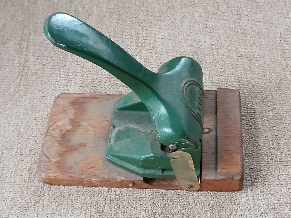 VINTAGE Leitz Office Punch 1940's
