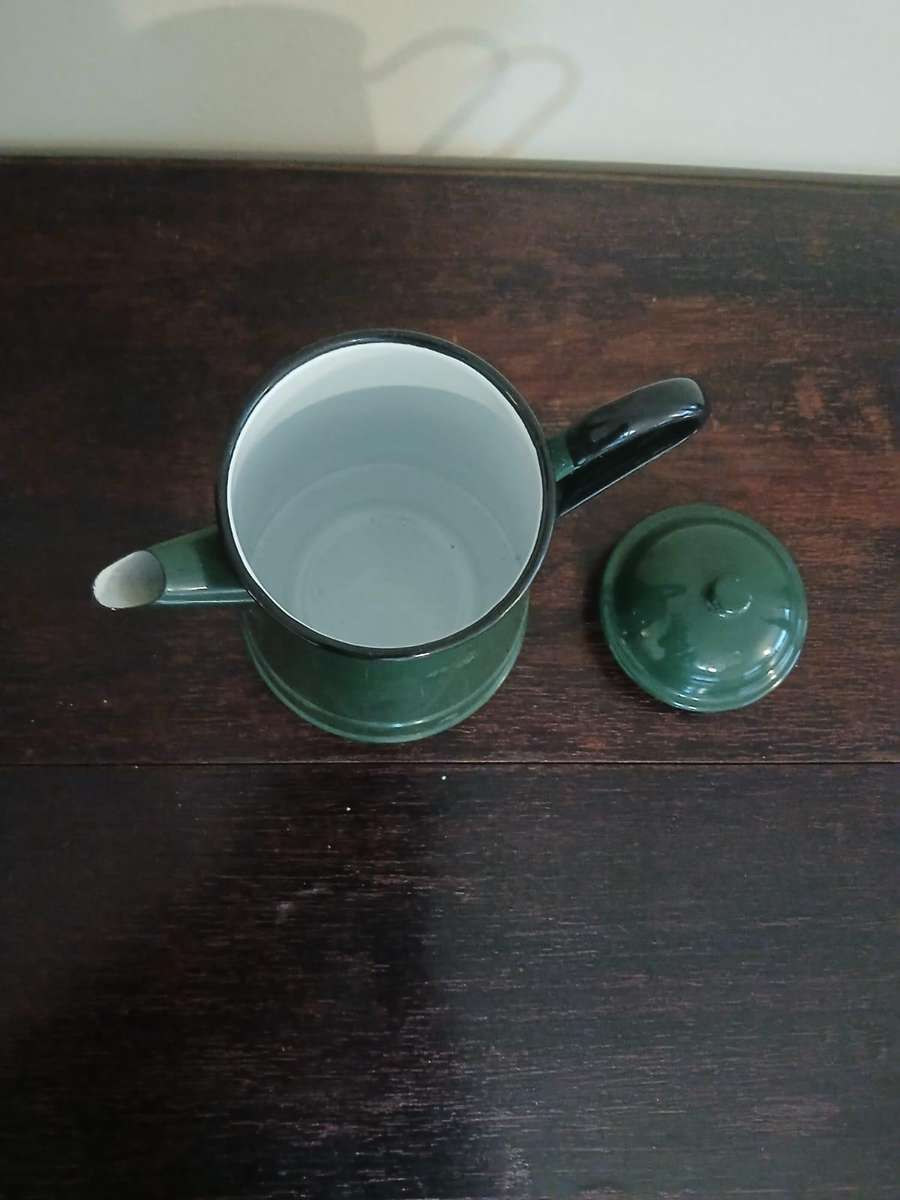 VINTAGE Traditional Green Enamel Coffee Pot