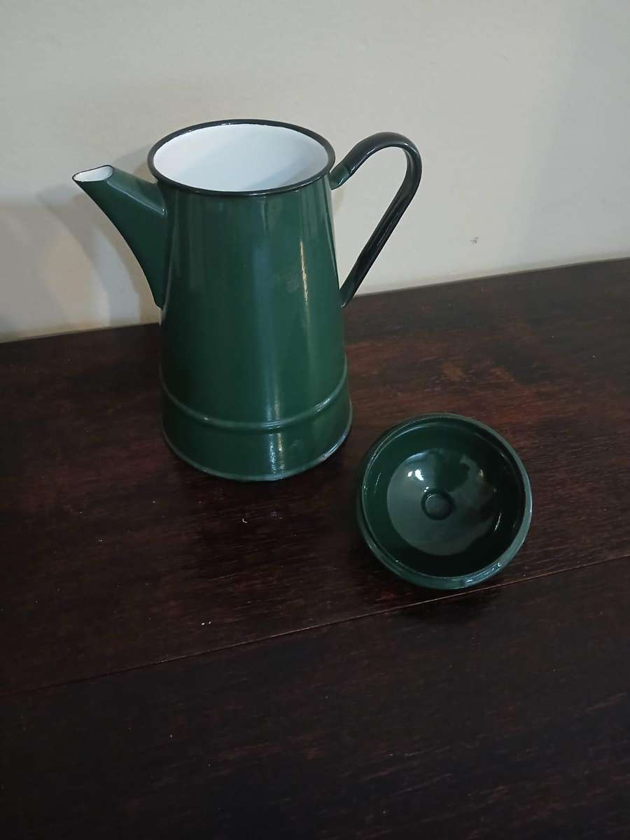 VINTAGE Traditional Green Enamel Coffee Pot