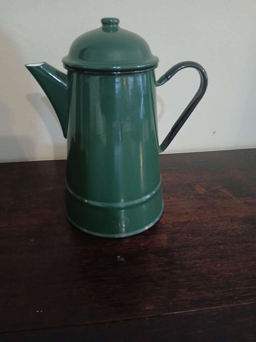 VINTAGE Traditional Green Enamel Coffee Pot