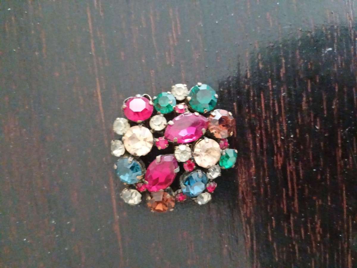 VINTAGE Stunning Czech Glass Large Multi-Color Cut Crystal Rhinestone Brooch 1930's