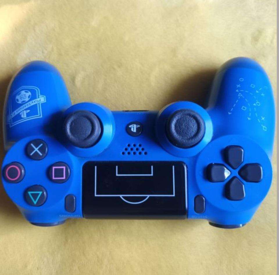 Sony DualShock 4 Wireless Controller (F.C. Football Club Limited Edition) - (PS4) PlayStation 4