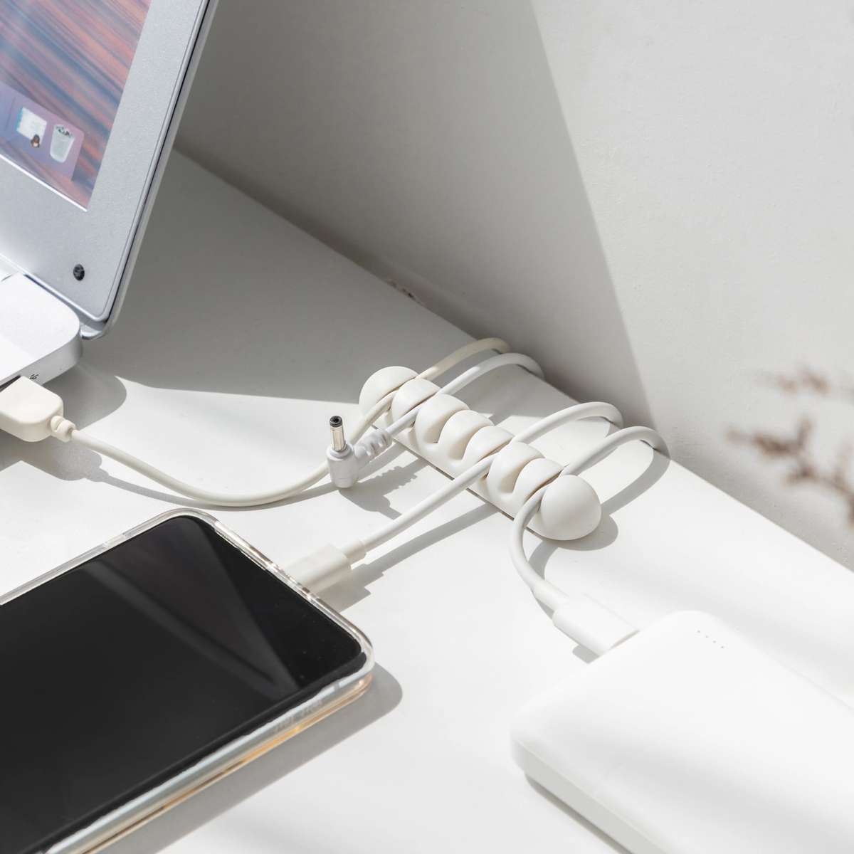 Orico 4 Slot Desktop Cable Clip - Black - white