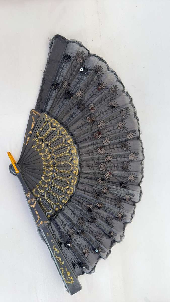 Hand fan