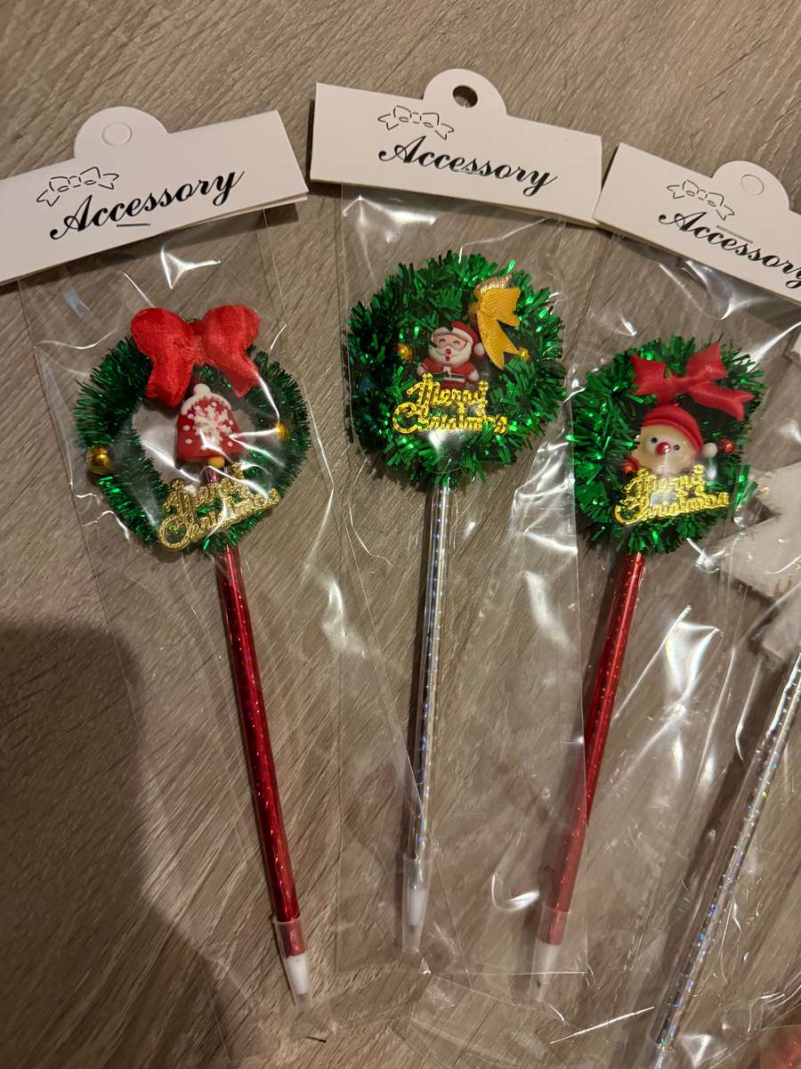 Assorted Christmas pen
