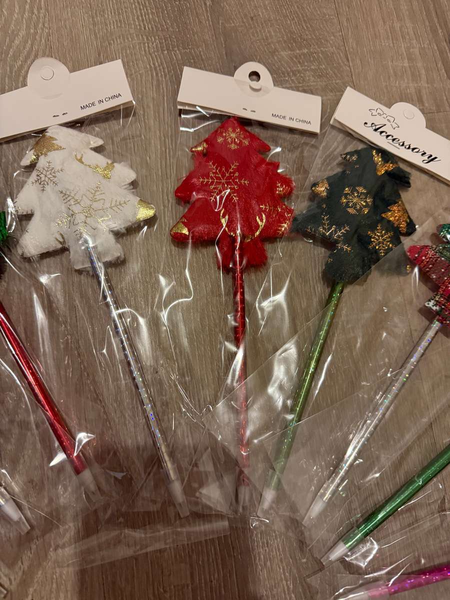 Assorted Christmas pen