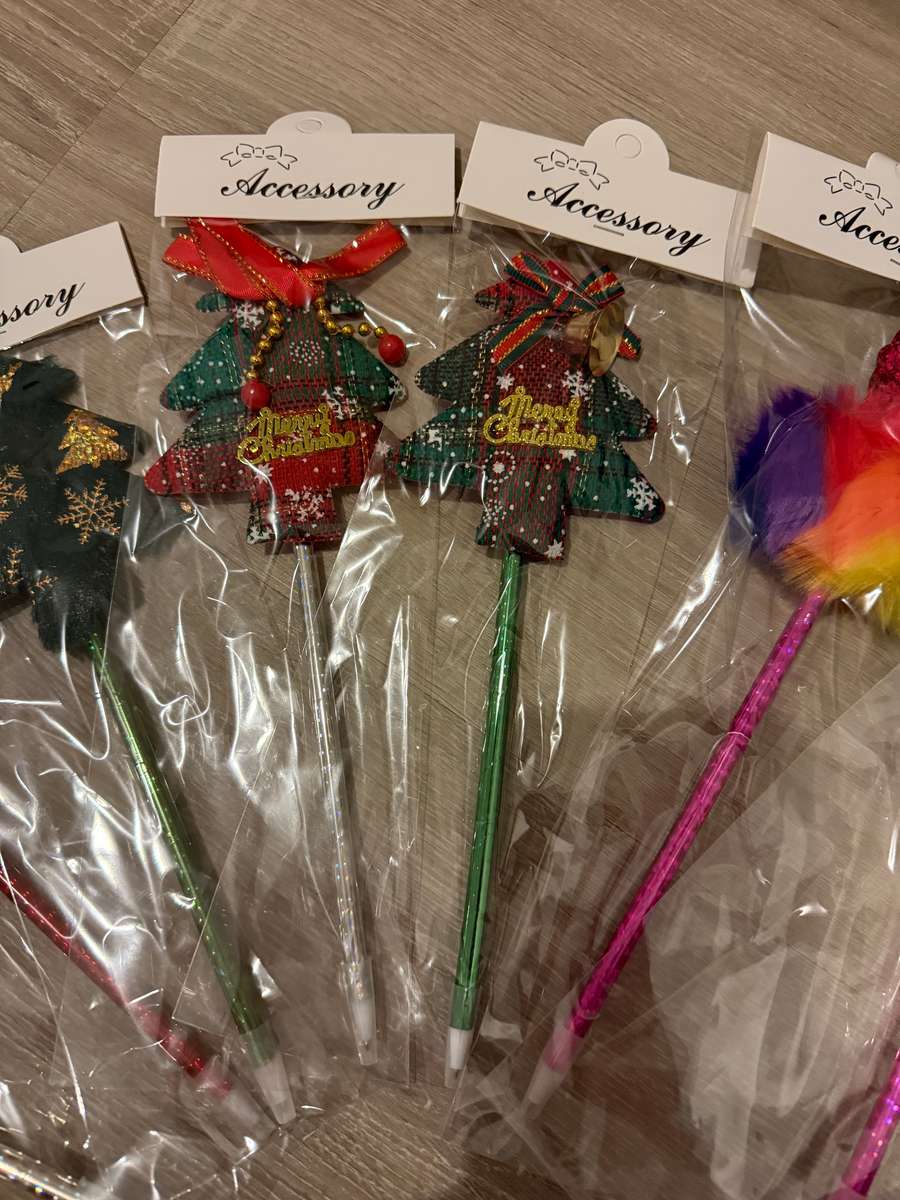 Assorted Christmas pen