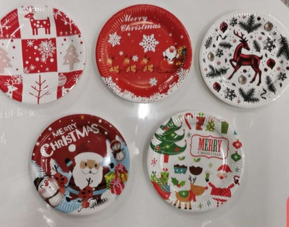 Assorted patterns styles Christmas paper plate (pack of 10pcs) 23 cm