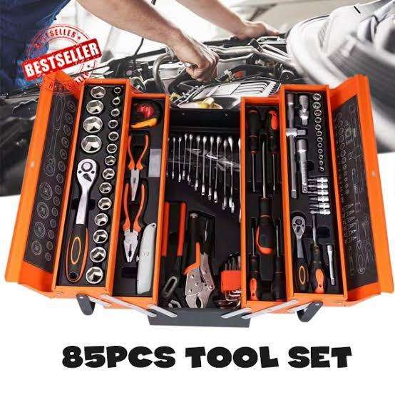 85pc Tool Set with Cantilever Metal Box