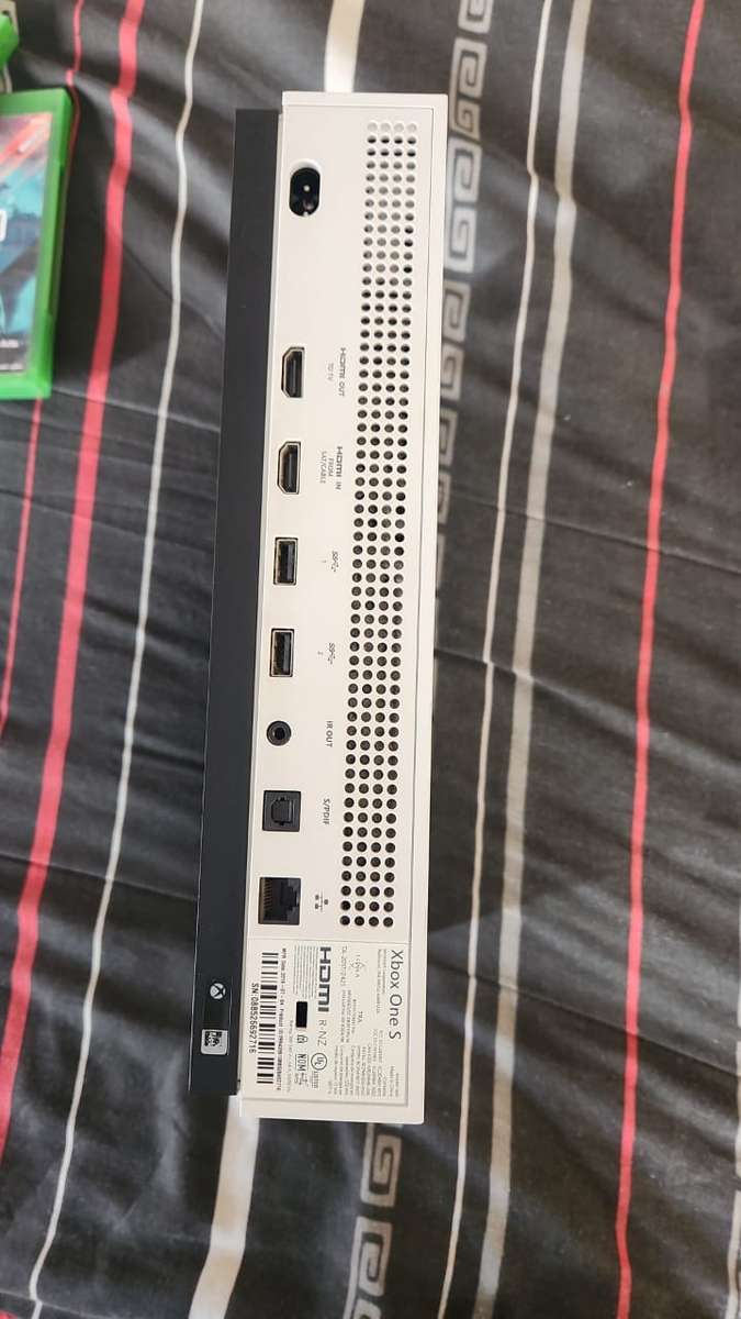 Xbox One S 1TB