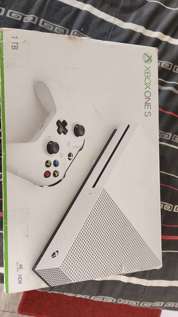 Xbox One S 1TB