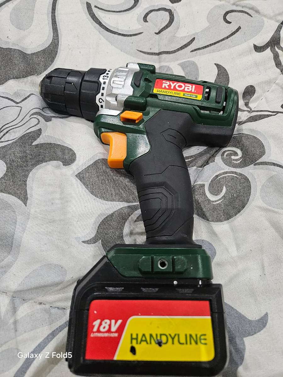 Ryobi Handyline HLD-180 18V Cordless Drill Driver including charger