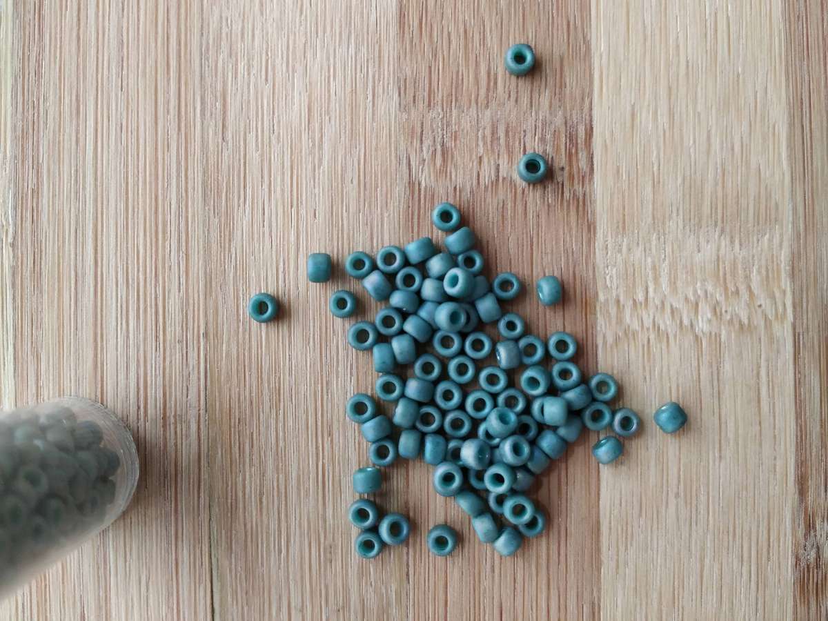 Toho Seed Beads Semi-Glazed - 8/0 3mm - Rainbow Turquoise - 475pcs