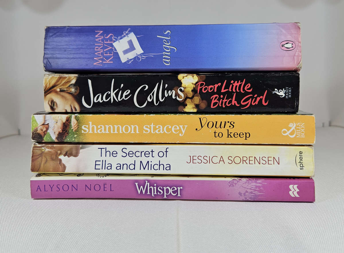 BOOK BUNDLE: 5x Mixed genres (Less than perfect condition)