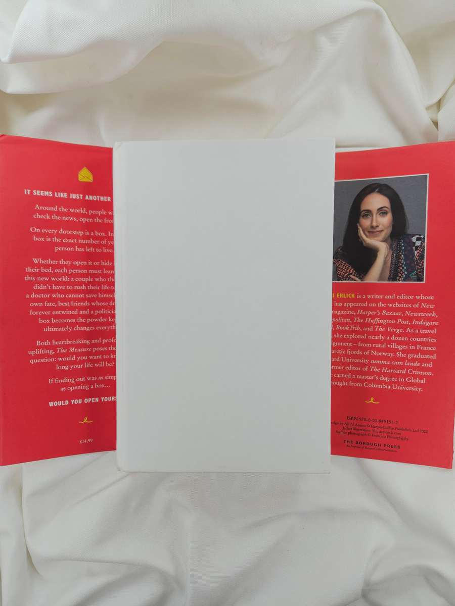 The Measure by Nikki Erlick - Hardback