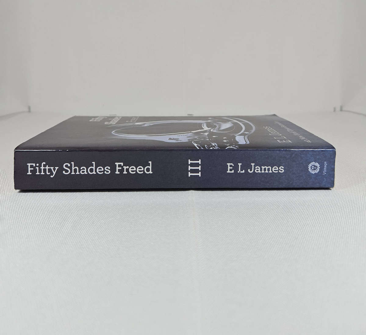 Fifty Shades Freed III by EL James - Paperback