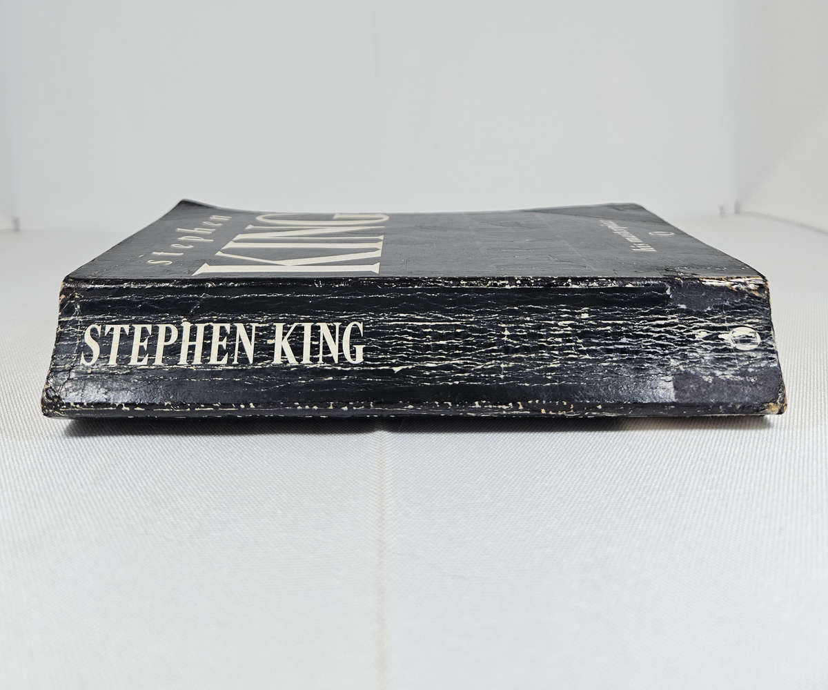 The Dark Half by Stephen King - Paperback