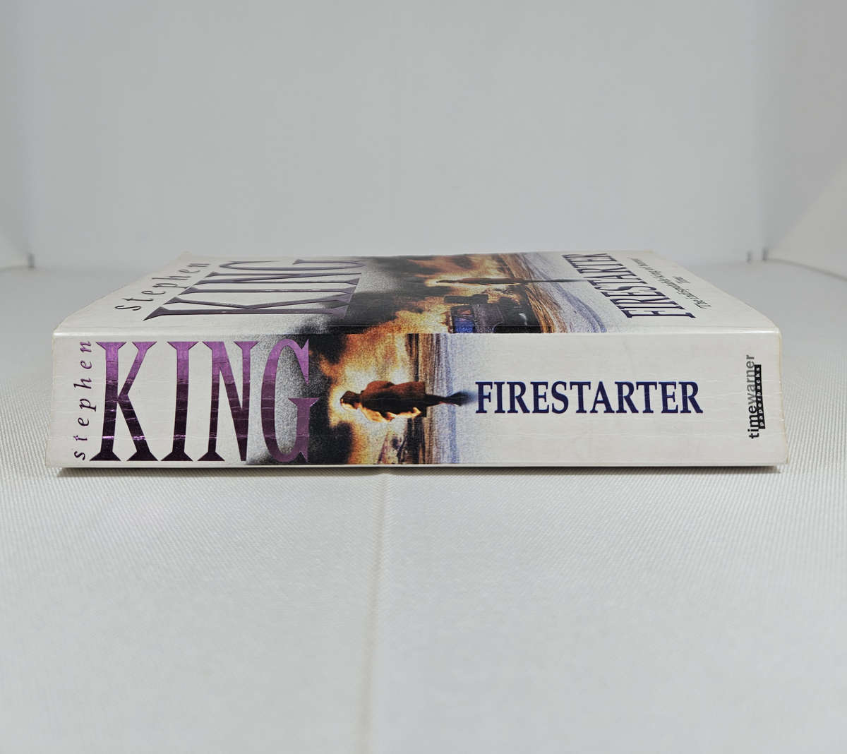 Firestarter by Stephen King - Paperback