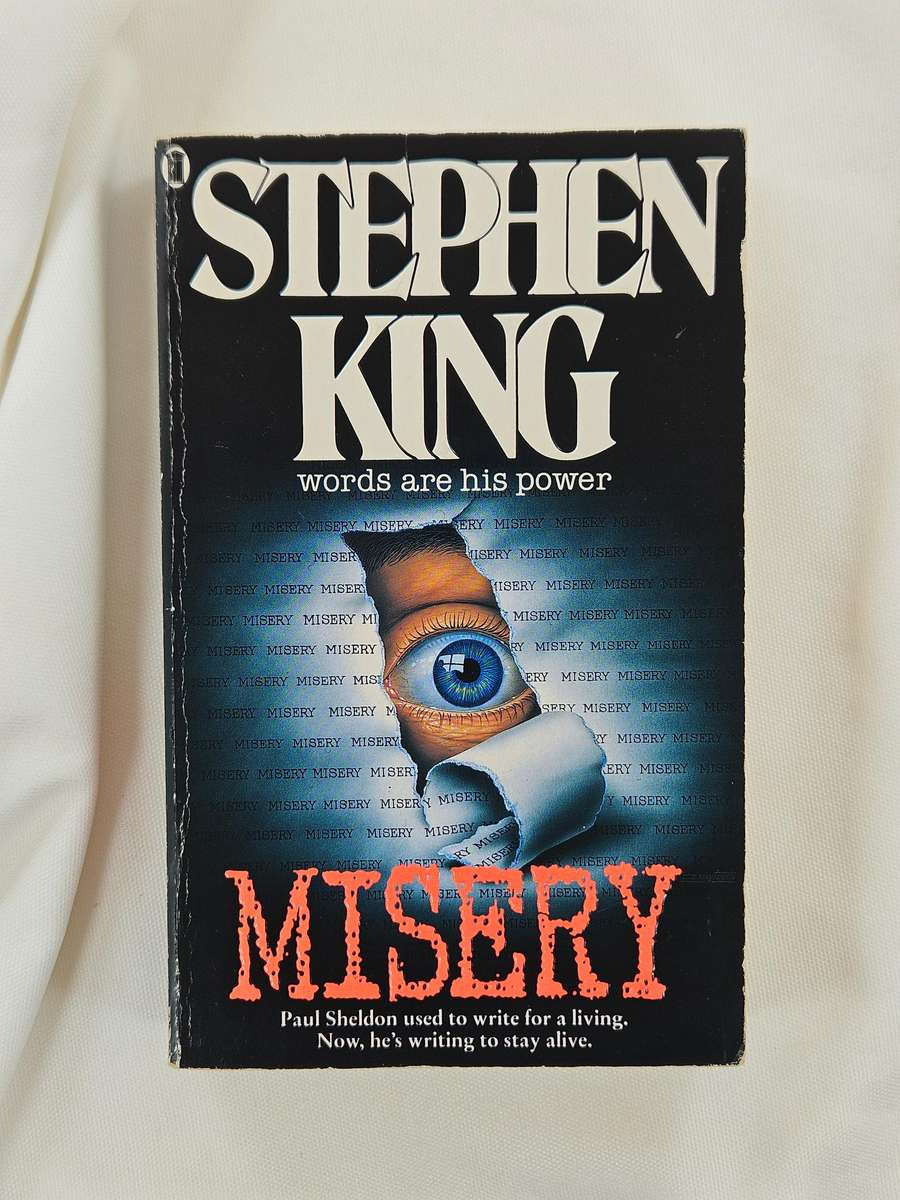 Misery by Stephen King - Paperback (18th impression)
